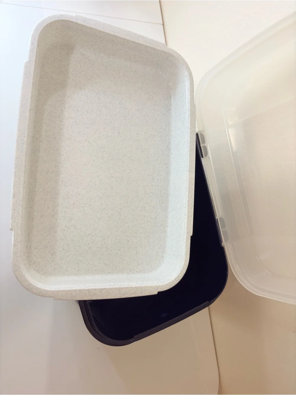 Tupperware Storz-A-Lot / Multi-Keeper Container Dark blue whiteTray & Clear Lid.